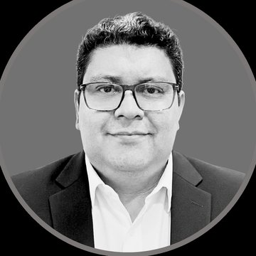 Miguel E. Guerra Connor, autor de El Observador 10X